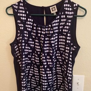 2/$20 - Anne Klein Sleeveless Blouse - Size Med